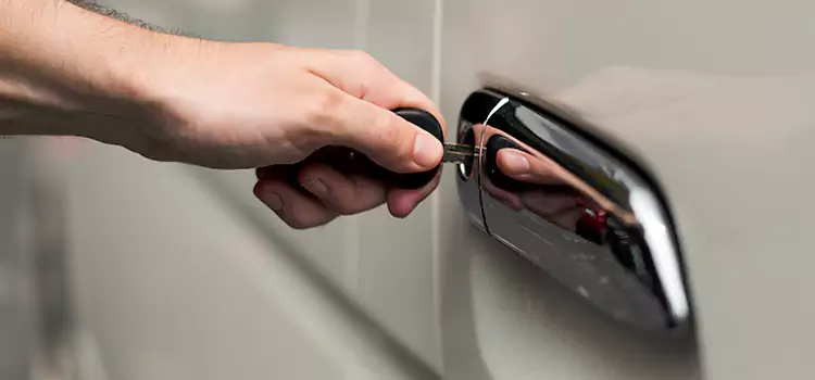 Why Choose Our Auto Locksmith Team in Barrie, ON?